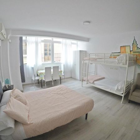 Mesonhomes Suites Center - Stay & Work غرناطة المظهر الخارجي الصورة